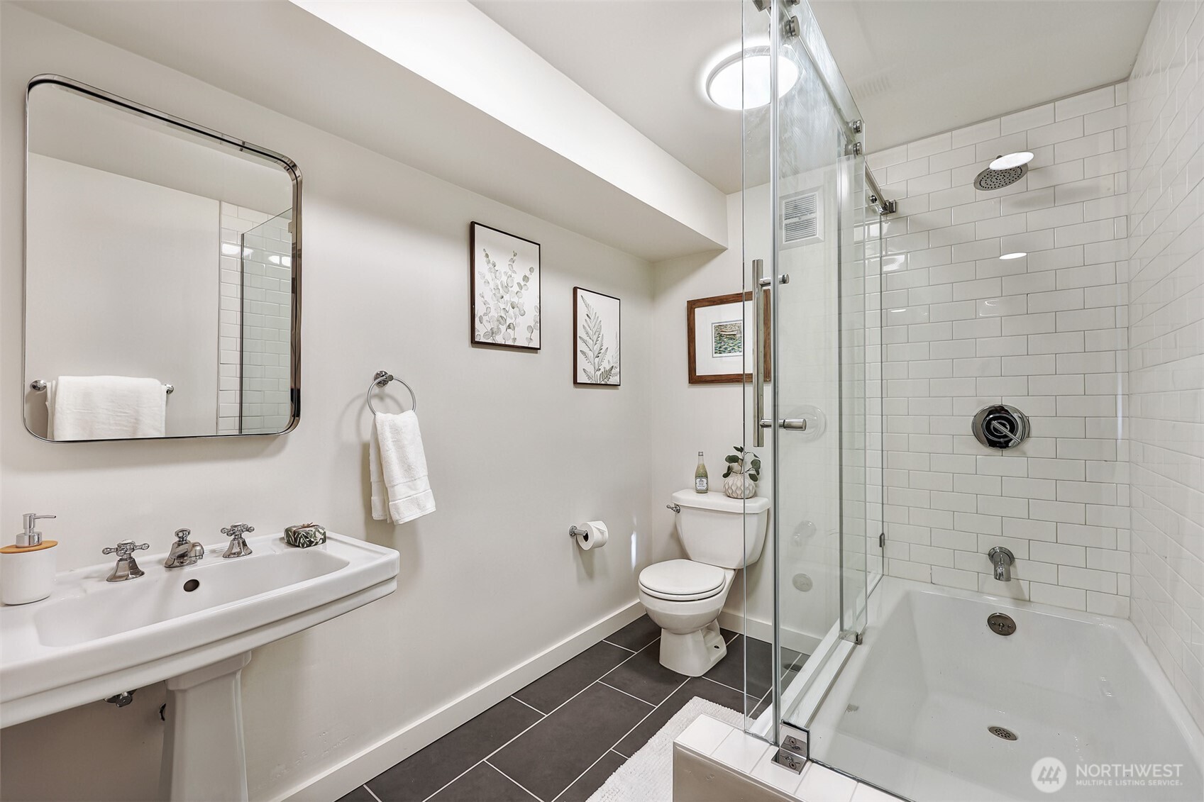 6727 6th Avenue Northwest Seattle, WA 98117 - Photo 25 of 34