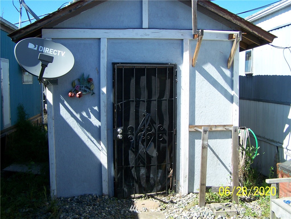 530 West Washington Street, Unit 9 Sequim, WA 98382 - Photo 5 of 13