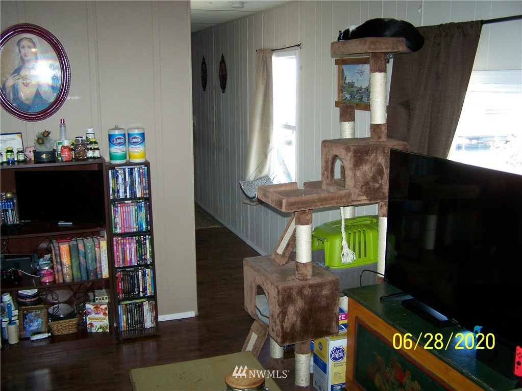 530 West Washington Street, Unit 9 Sequim, WA 98382 - Photo 6 of 13