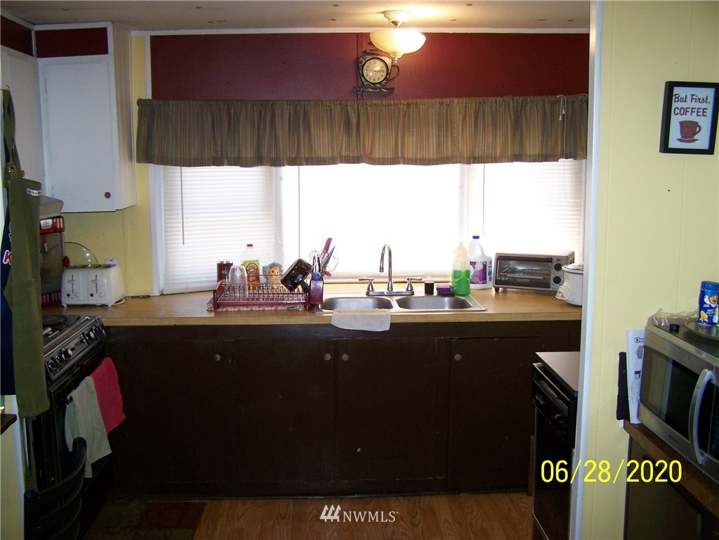 530 West Washington Street, Unit 9 Sequim, WA 98382 - Photo 7 of 13