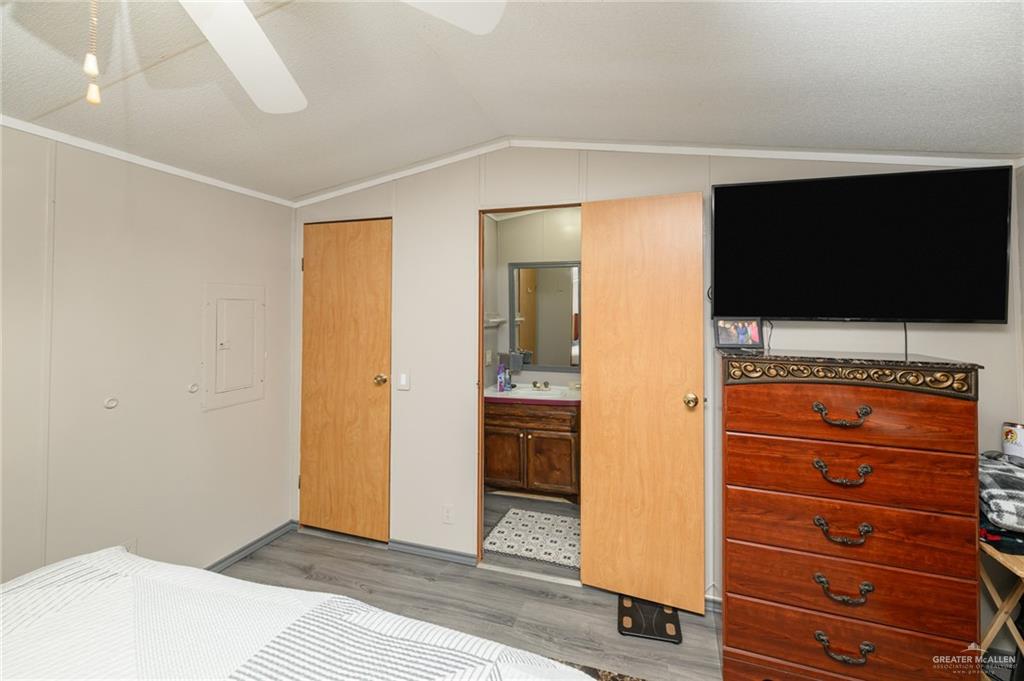 36338 Marshall Hutts Road Rio Hondo, TX 78583 - Photo 16 of 42 a view of walk in closet