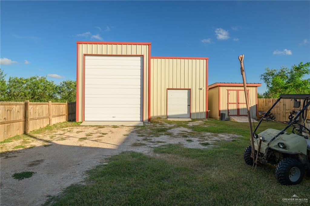 36338 Marshall Hutts Road Rio Hondo, TX 78583 - Photo 37 of 42 a backyard of a house with seating space
