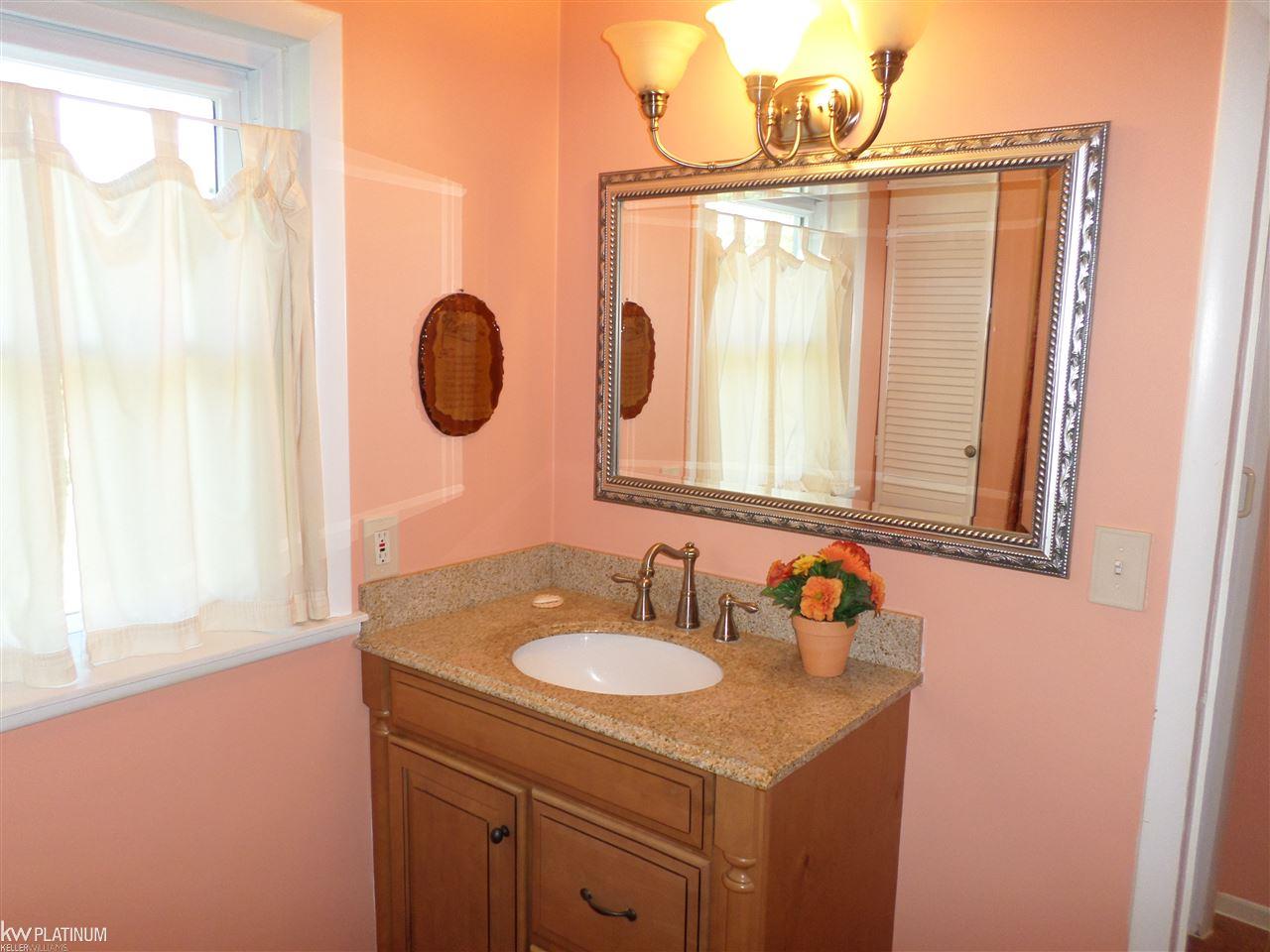 6481 Shea Road Marine City, MI 48039 - Photo 32 of 37 31304598-31.JPG