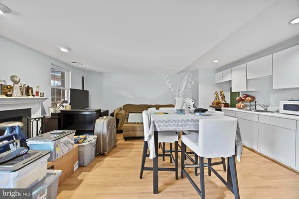 $739,000 | 3930 Collis Oak Court, Fairfax, VA 22033
