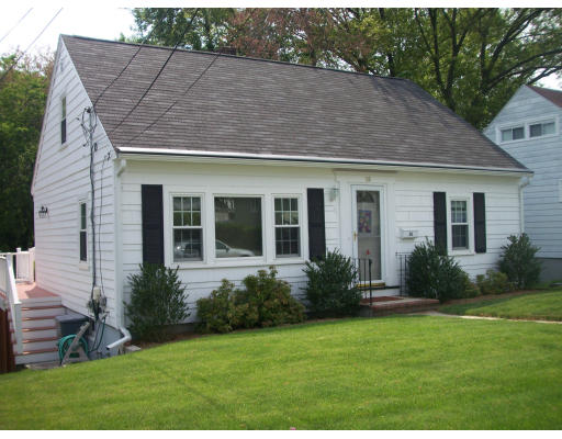 26 Chesbrough Road Boston, MA 02132 - Photo 1 of 26 Gallery Image 1