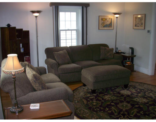 26 Chesbrough Road Boston, MA 02132 - Photo 3 of 26 Gallery Image 3