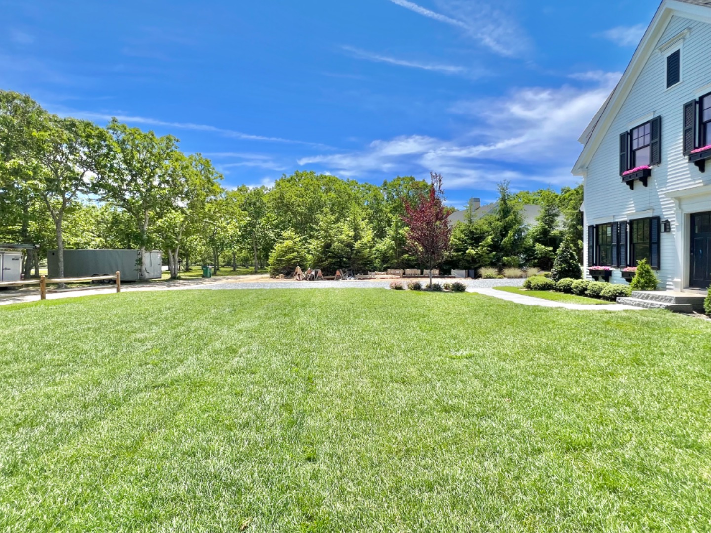 18 Bold Meadow Road Edgartown, MA 02539 - Photo 11 of 109 Front Yard