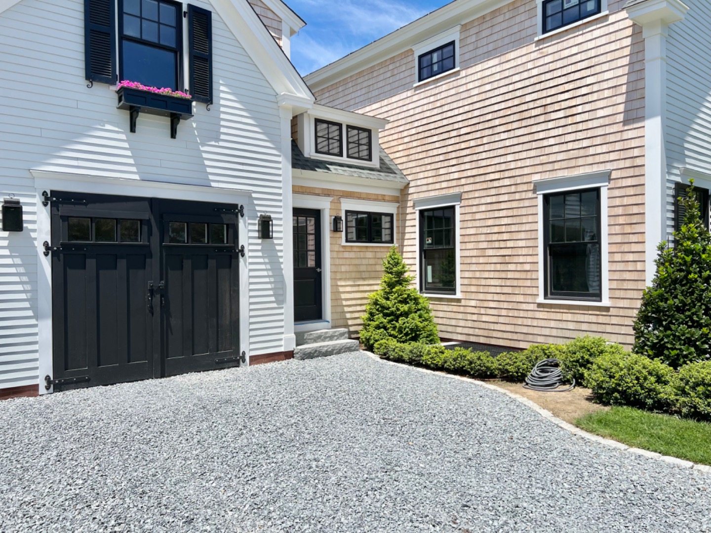 18 Bold Meadow Road Edgartown, MA 02539 - Photo 4 of 109 Garage