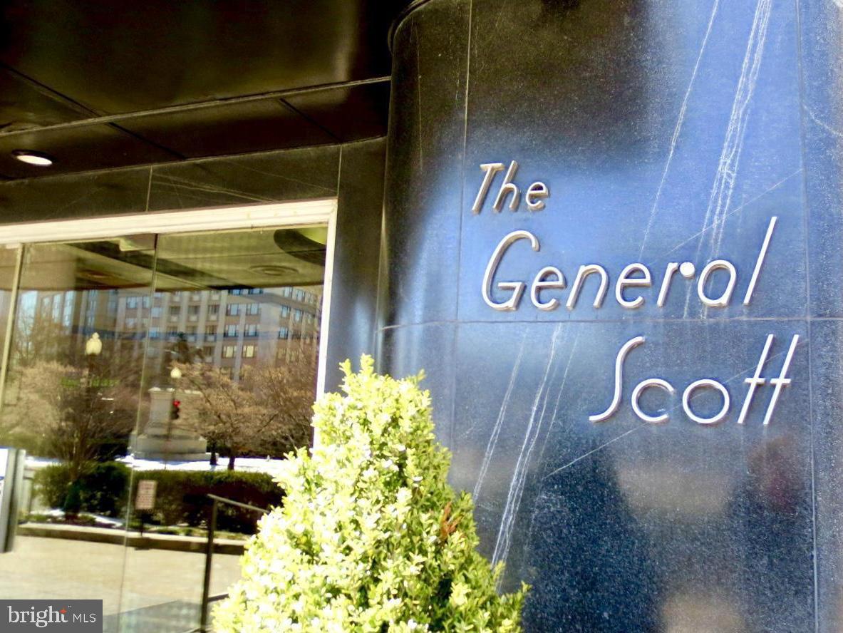 1 Scott Circle Northwest, Unit 118 Washington, DC 20036 - Photo 3 of 35 a front view of a house