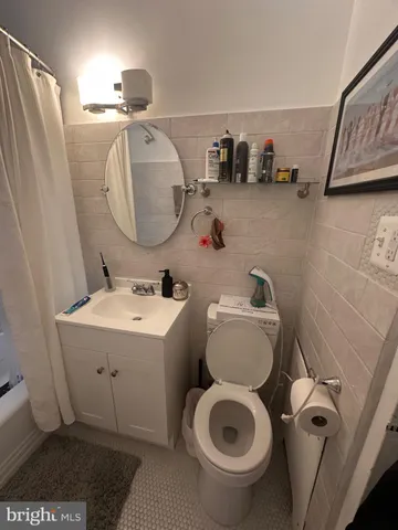 $2,000 | 1 Scott Circle Northwest, Unit 118, Washington, DC 20036