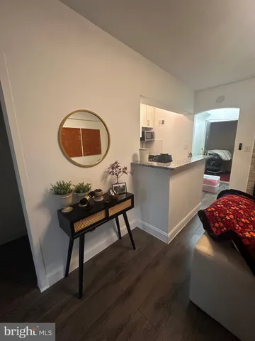 $2,000 | 1 Scott Circle Northwest, Unit 118, Washington, DC 20036