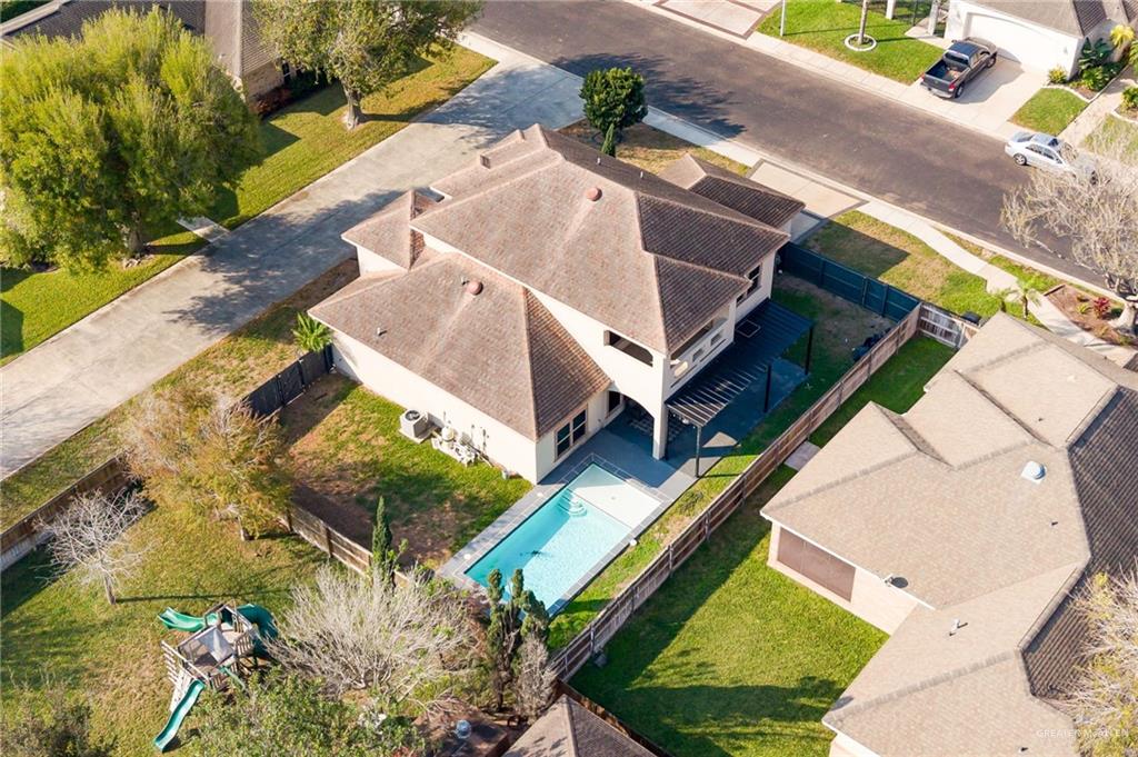 1014 Hill Country Road Edinburg, TX 78539 - Photo 21 of 31 an aerial view of residential houses with outdoor space