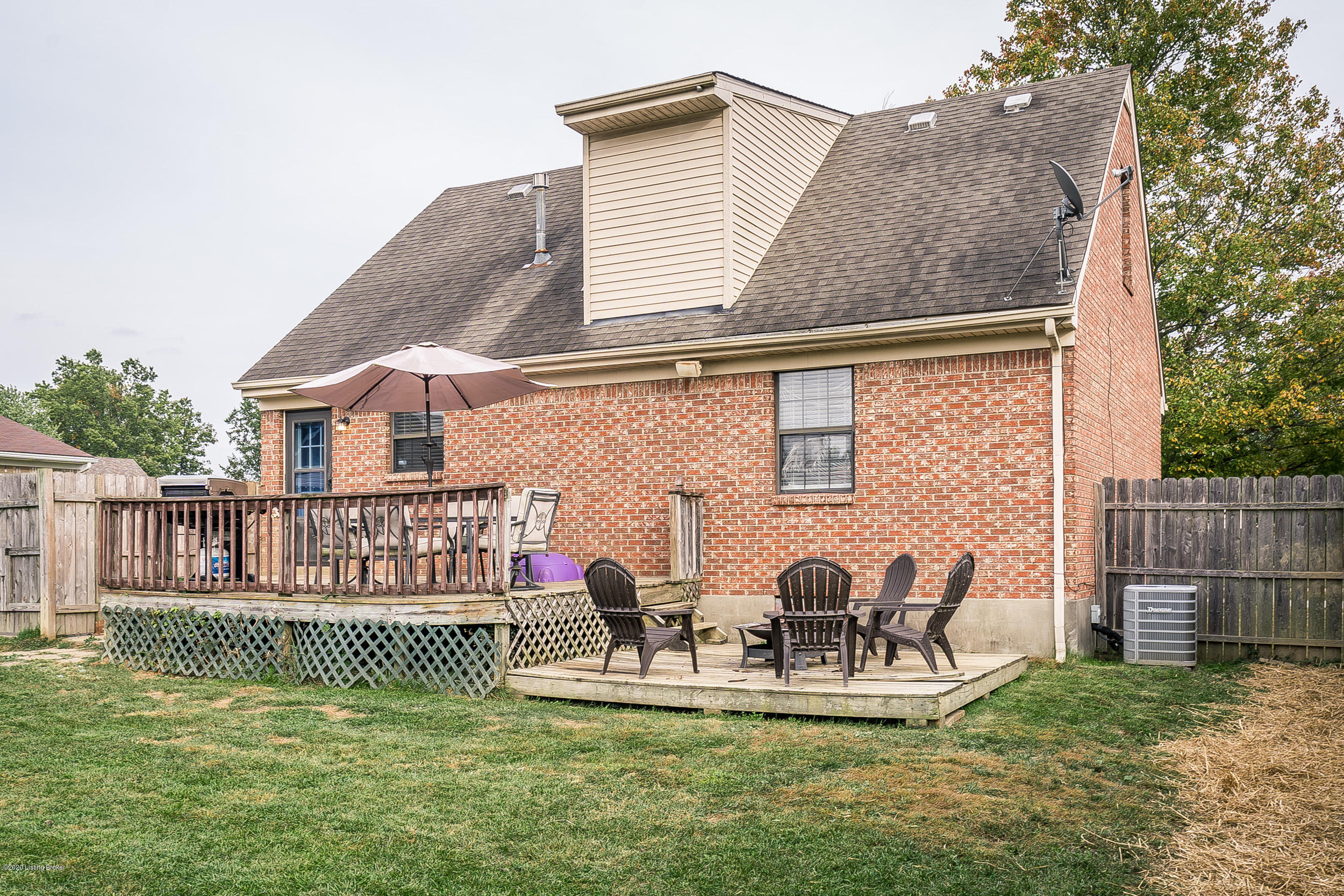 12208 Ridgemont Road Louisville, KY 40229 - Photo 36 of 46 12208 Ridgemont Road-07