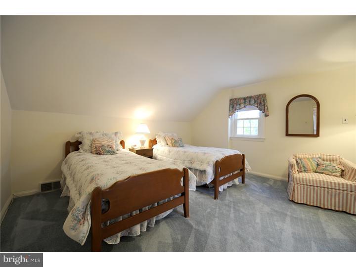 735 Winchester Road Broomall, PA 19008 - Photo 16 of 25 Gallery Image 16