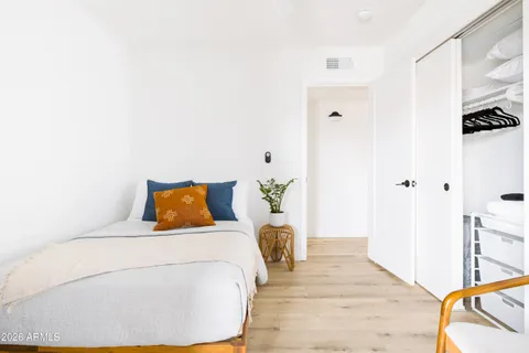 $615,000 | 937 North 79th Street, Scottsdale, AZ 85257