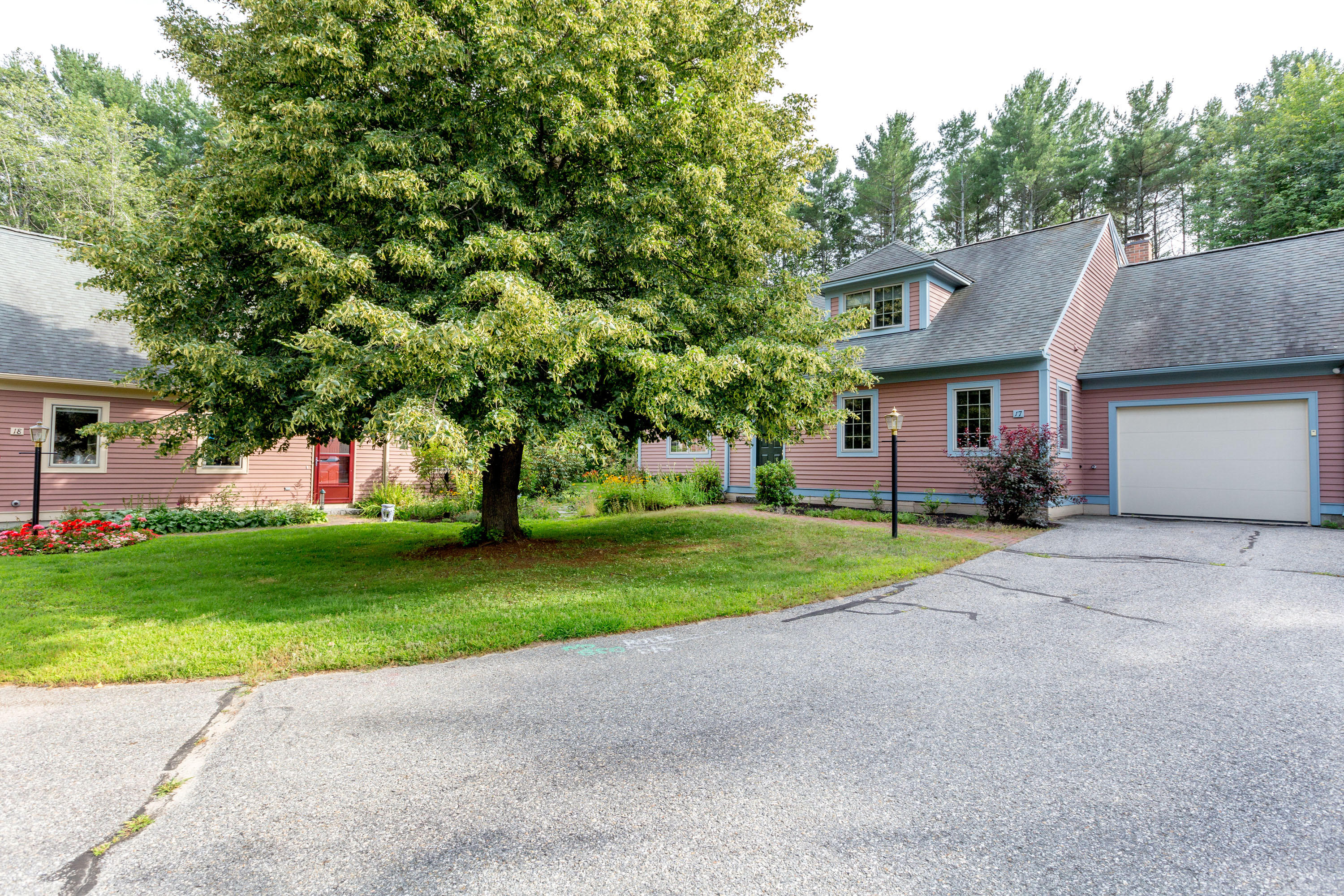 17 Birch Meadow Road Brunswick, ME 04011 - Photo 2 of 29 Birch Meadow_Baribeau_03