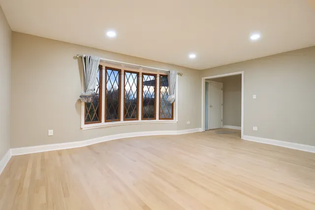 $489,000 | 8226 Bob O Link Road, Orland Park, IL 60462