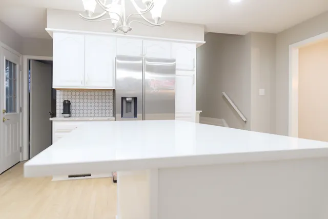 $489,000 | 8226 Bob O Link Road, Orland Park, IL 60462