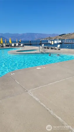 $1,500,000 | 103 North Park Street, Unit 432, Chelan, WA 98816