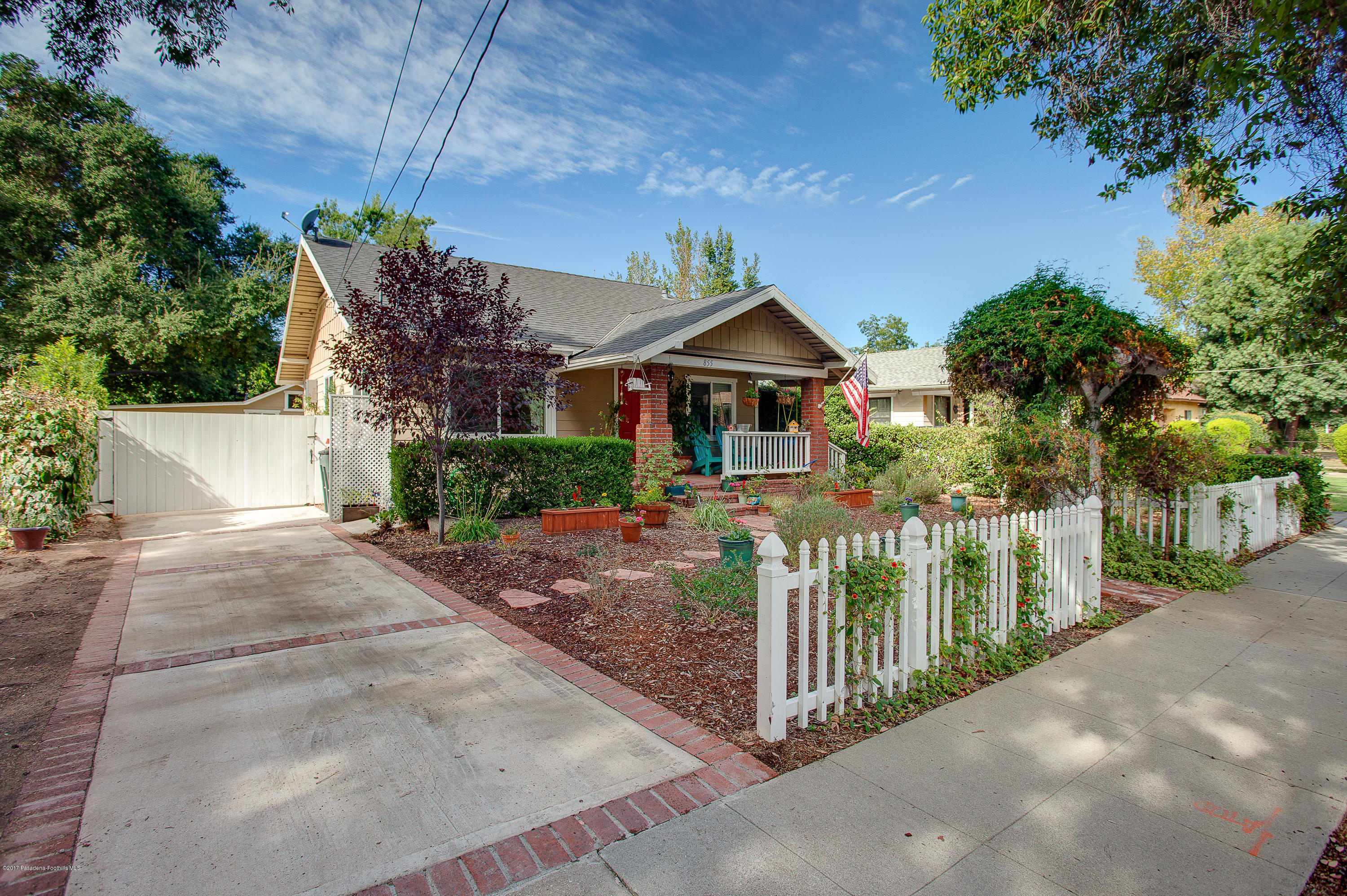 855 Winona Avenue Pasadena, CA 91103 - Photo 2 of 16 egpimaging_855Winona_001_MLS