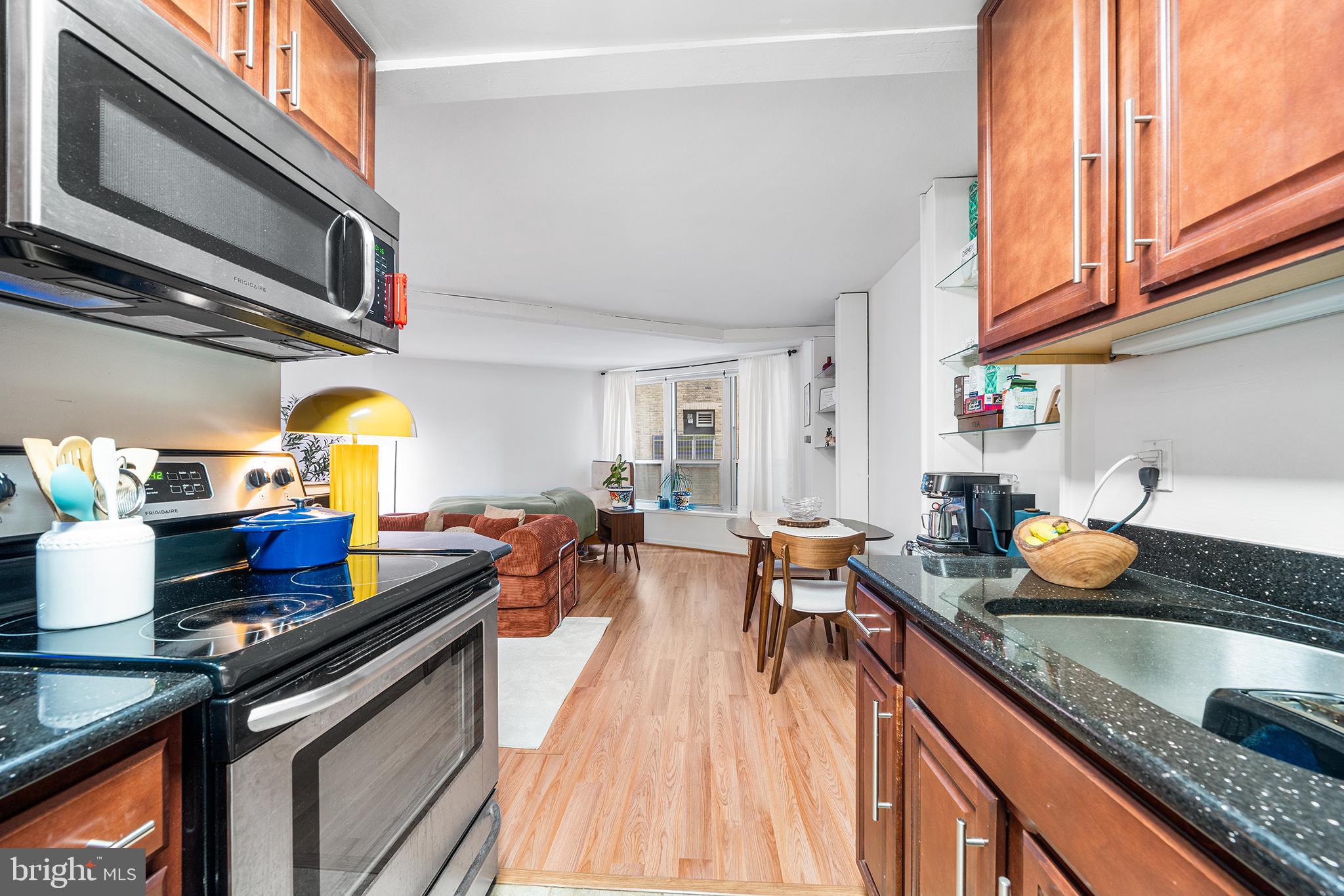 224-30 West Rittenhouse Square, Unit 1002 Philadelphia, PA 19103 - Photo 21 of 31