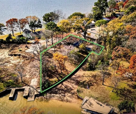 $2,400 | 108 Point O View Street, Gun Barrel City, TX 75156