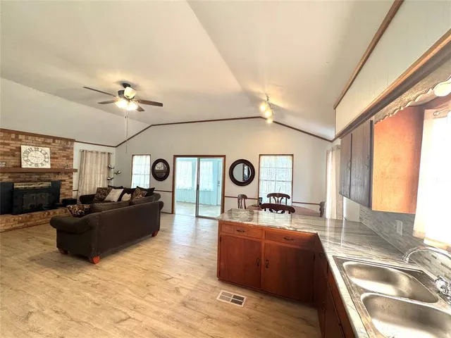 $2,400 | 108 Point O View Street, Gun Barrel City, TX 75156