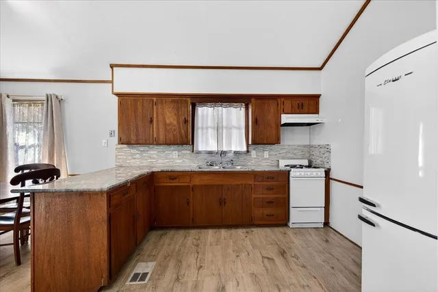 $2,400 | 108 Point O View Street, Gun Barrel City, TX 75156