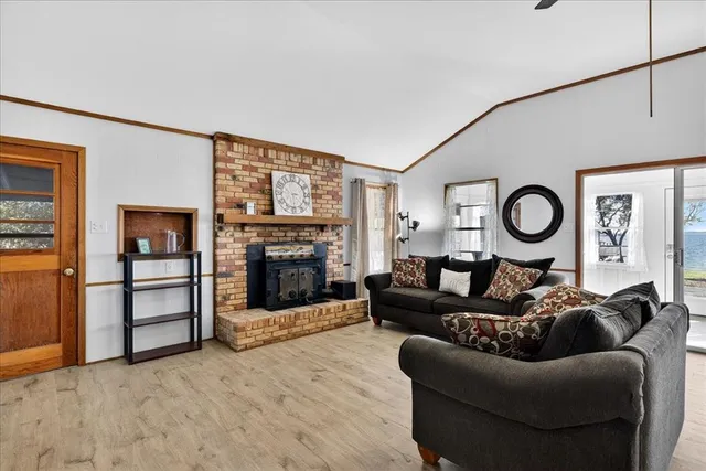 $2,400 | 108 Point O View Street, Gun Barrel City, TX 75156