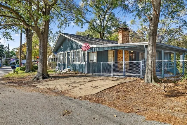 $2,400 | 108 Point O View Street, Gun Barrel City, TX 75156