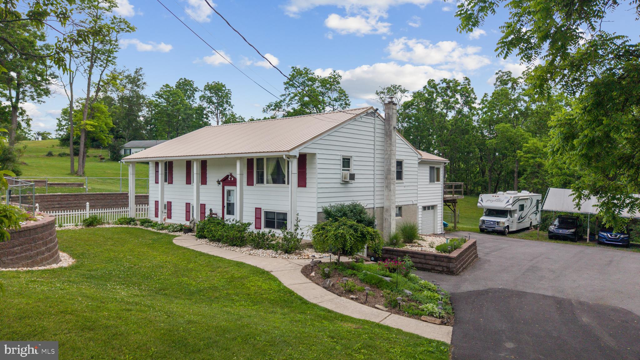 3629 Charter Oak Road Petersburg, PA 16669 - Photo 3 of 39