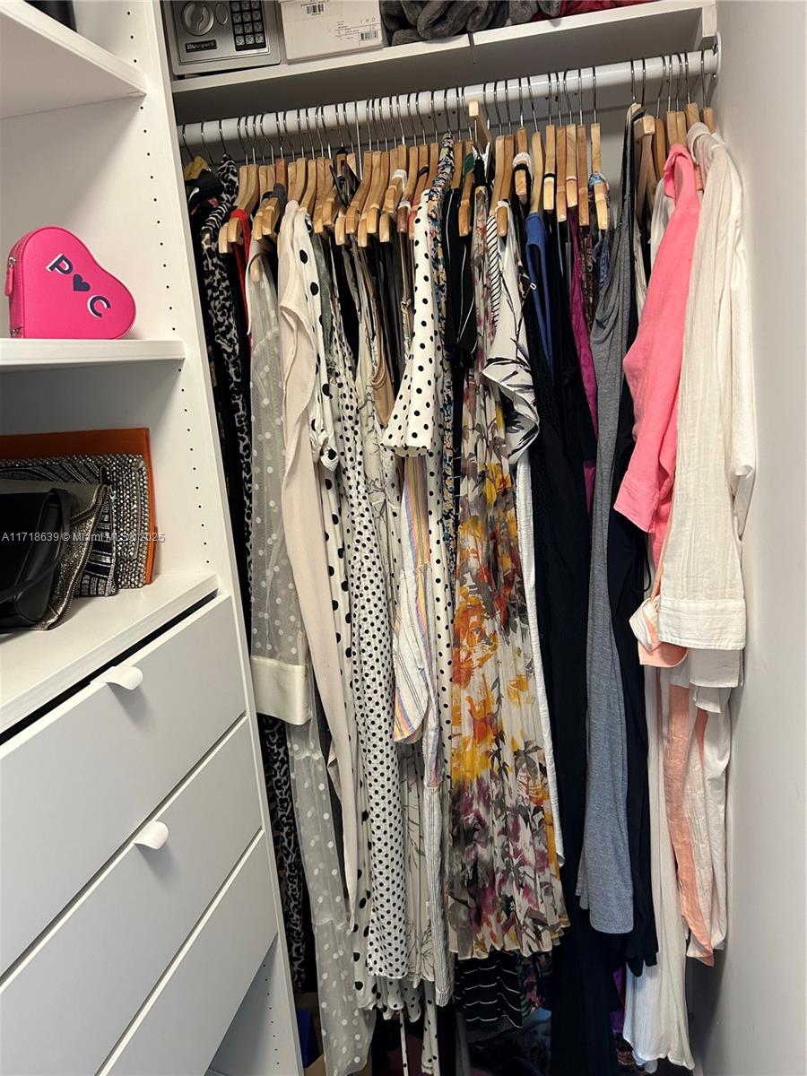 90 Alton Road, Unit 303 Miami Beach, FL 33139 - Photo 9 of 23