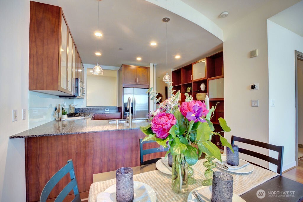 2033 2nd Avenue, Unit 2010 Seattle, WA 98121 - Photo 13 of 30