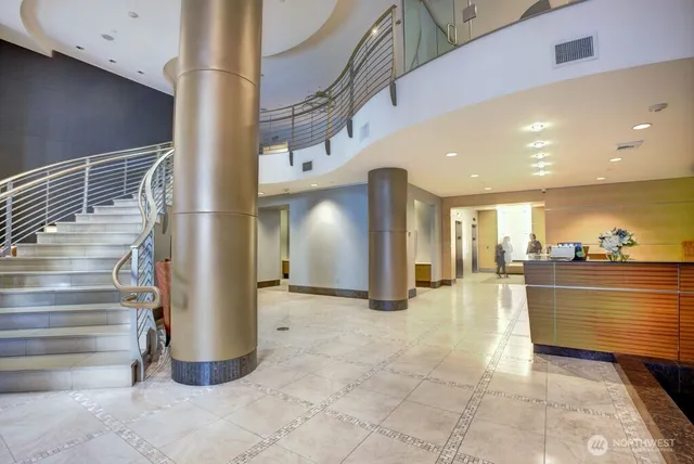 $590,000 | 2033 2nd Avenue, Unit 2010, Seattle, WA 98121