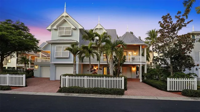 $1,895,000 | 12923 Yacht Club Place, Cortez, FL 34215