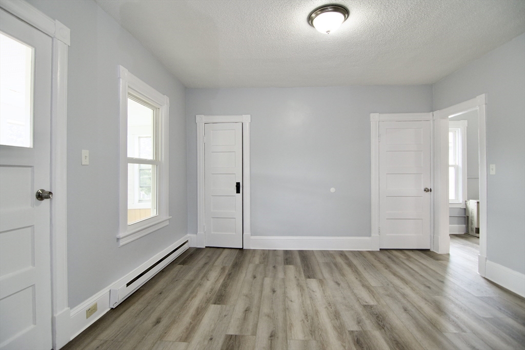 36 Montcalm Street, Unit 2 Springfield, MA 01151 - Photo 11 of 23