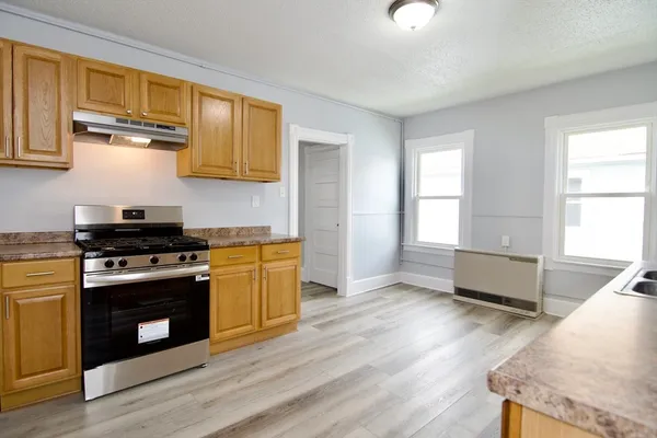 $1,700 | 36 Montcalm Street, Unit 2, Springfield, MA 01151