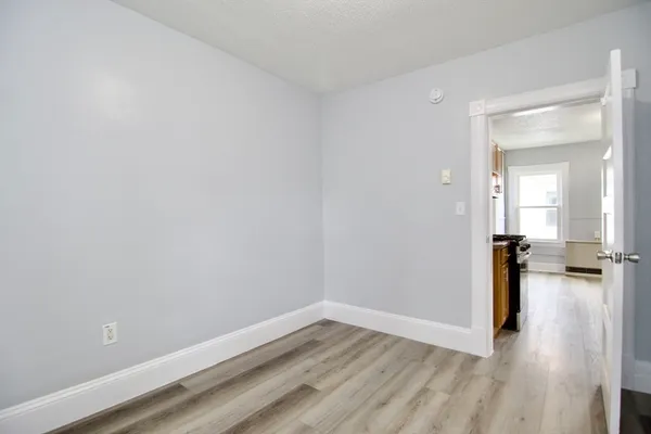 $1,700 | 36 Montcalm Street, Unit 2, Springfield, MA 01151