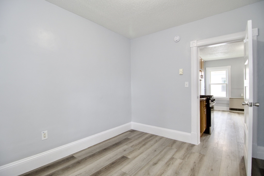 36 Montcalm Street, Unit 2 Springfield, MA 01151 - Photo 20 of 23