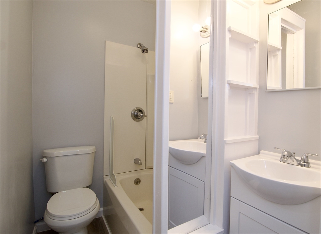 36 Montcalm Street, Unit 2 Springfield, MA 01151 - Photo 23 of 23