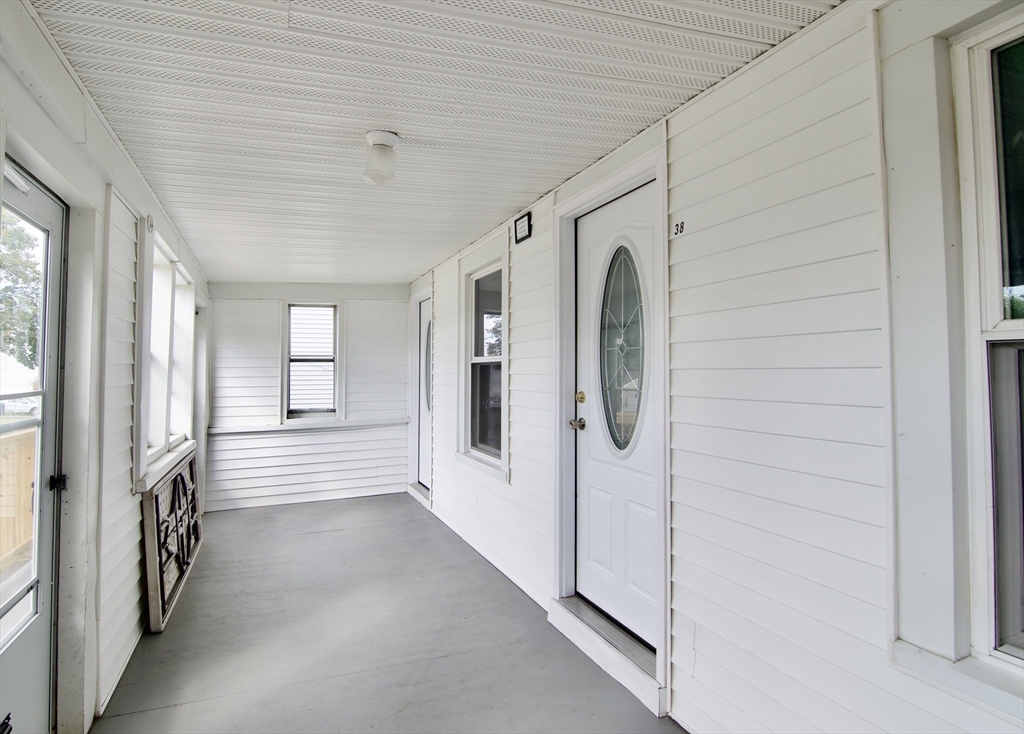 36 Montcalm Street, Unit 2 Springfield, MA 01151 - Photo 3 of 23