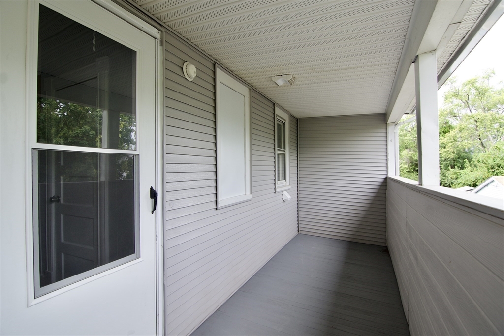 36 Montcalm Street, Unit 2 Springfield, MA 01151 - Photo 5 of 23