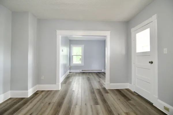 $1,700 | 36 Montcalm Street, Unit 2, Springfield, MA 01151