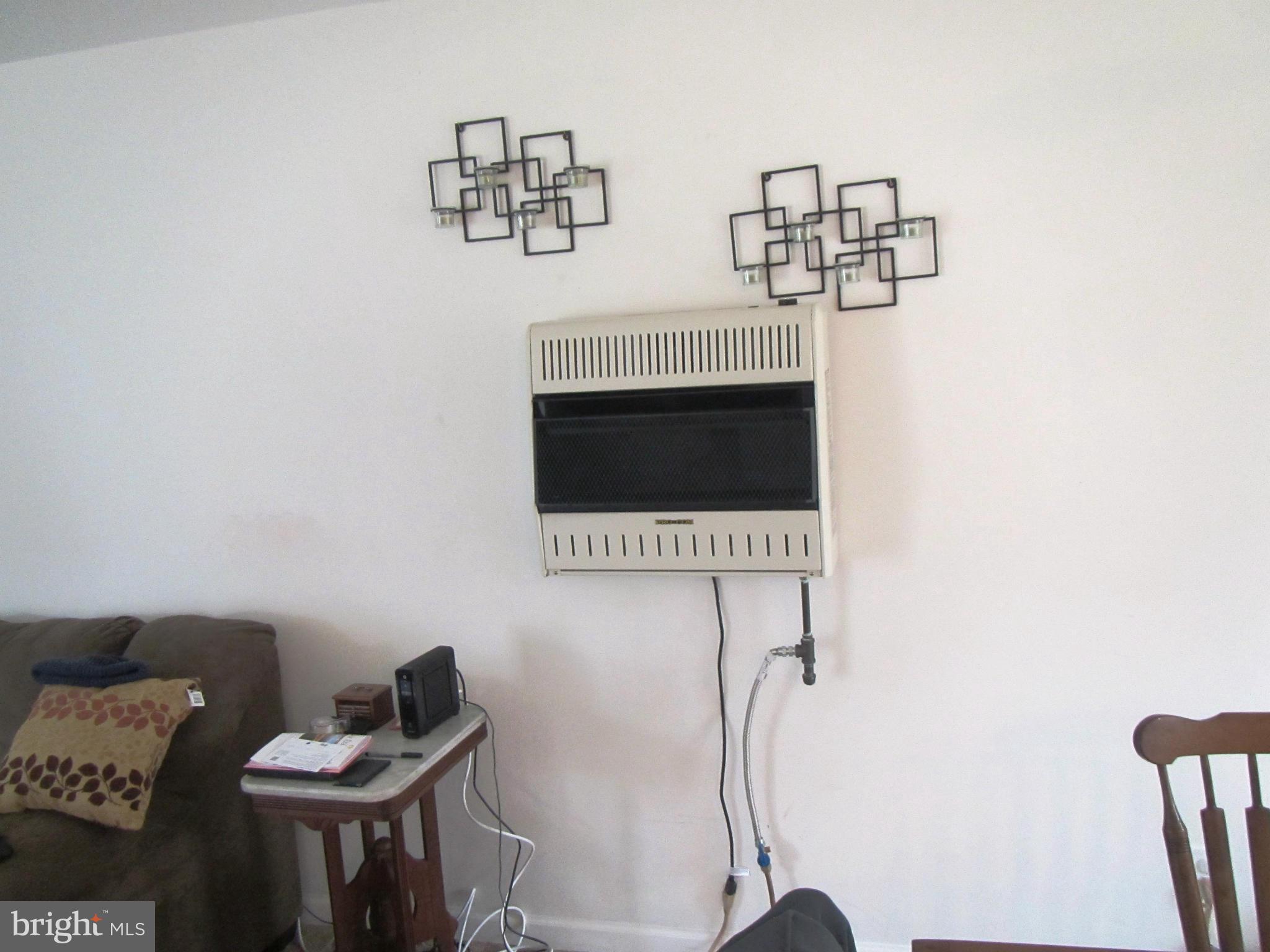821 Arrington Road Queenstown, MD 21658 - Photo 17 of 25 Auxiliary propane heater