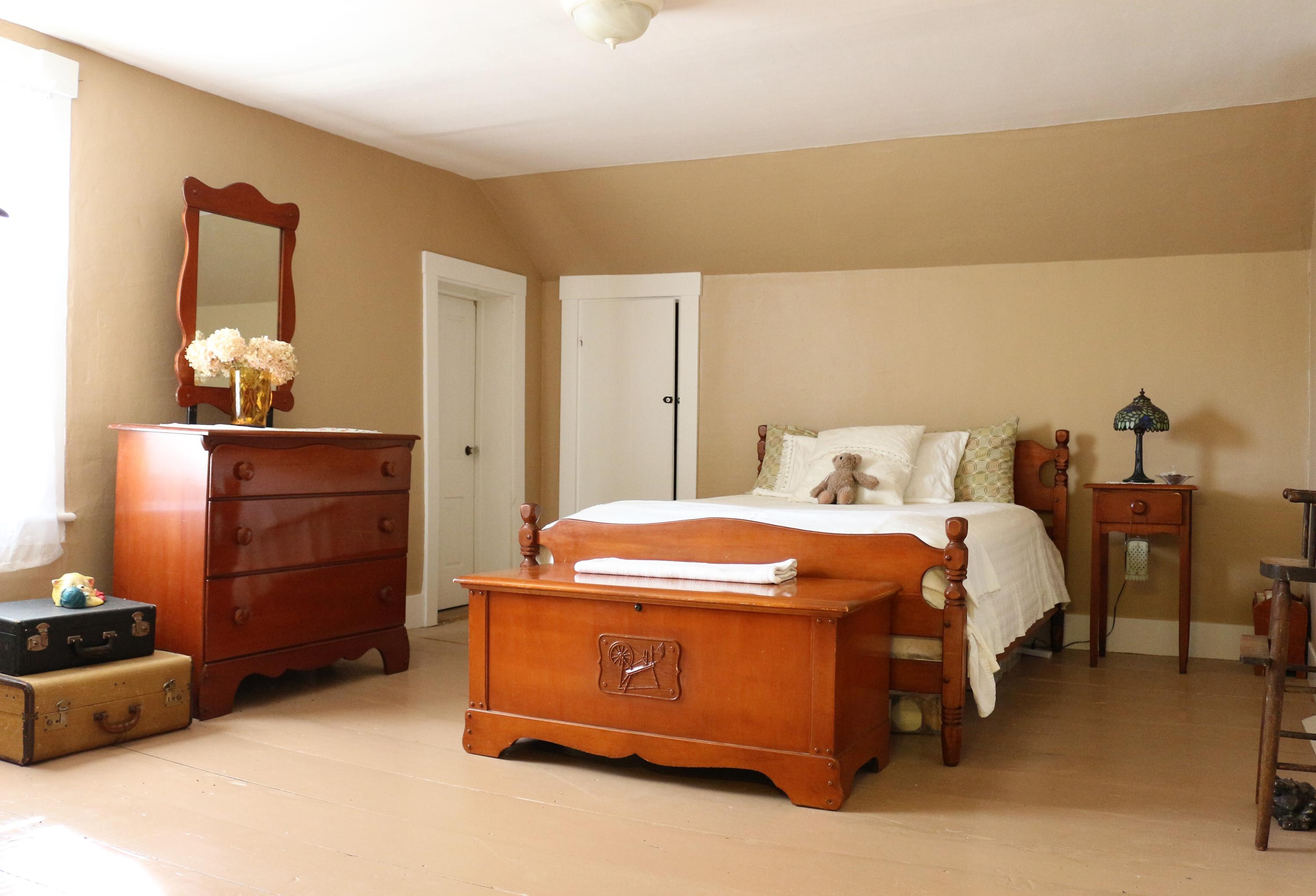 82 Waterhouse Road Biddeford, ME 04005 - Photo 10 of 14 10. GUEST ROOM