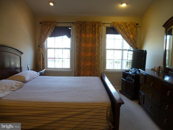 7 Warwick Road Princeton Junction, NJ 08550 - Photo 9 of 10 Master Bedroom