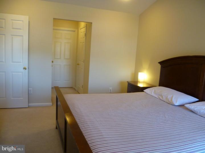 7 Warwick Road Princeton Junction, NJ 08550 - Photo 10 of 10 Master Bedroom