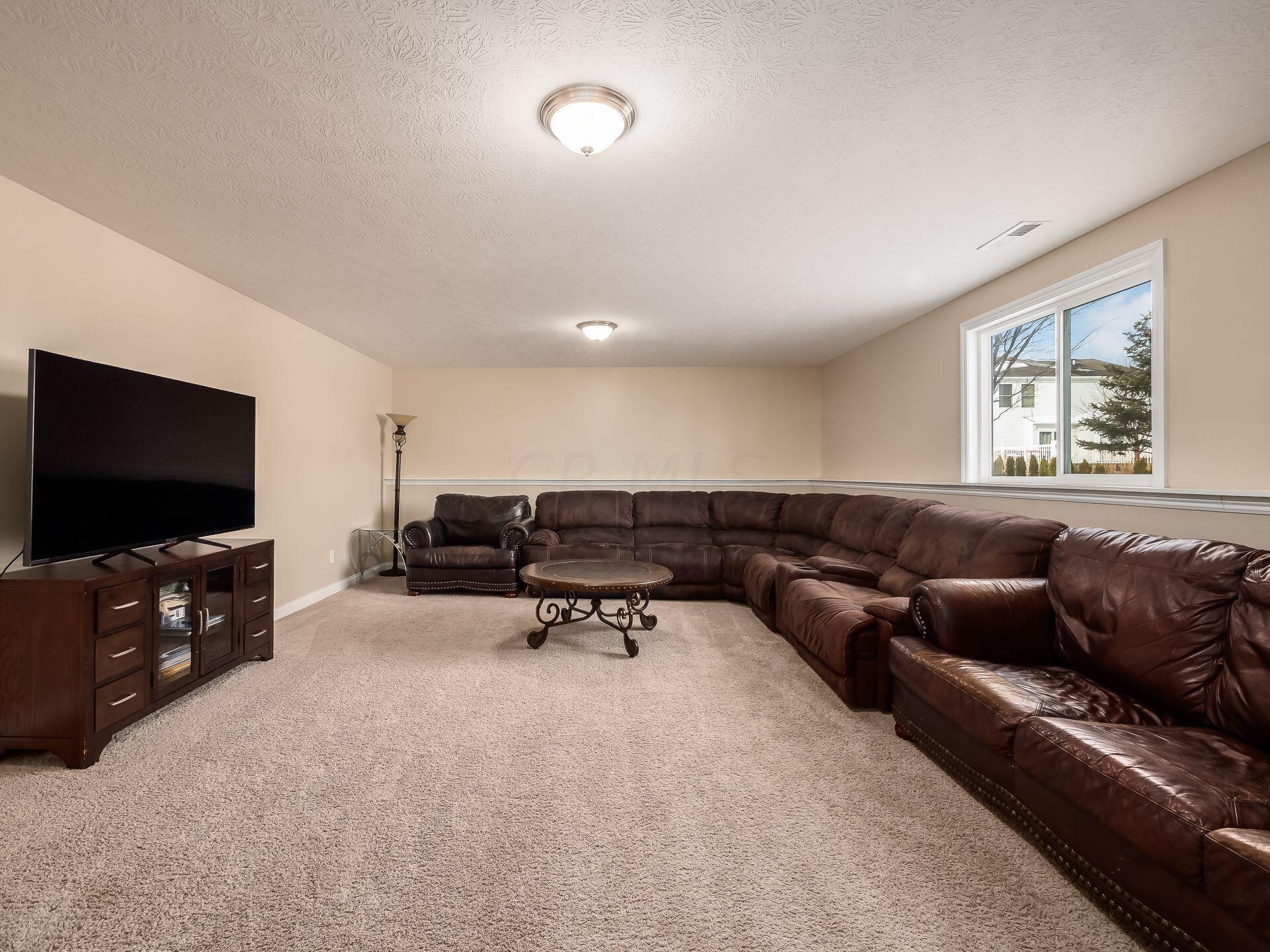 5260 Winters Run Road Dublin, OH 43016 - Photo 34 of 45 Gallery Image 34