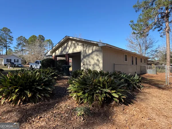 $1,500 | 305 Hillside Drive, Dublin, GA 31021