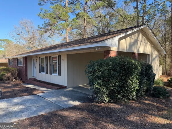 $1,500 | 305 Hillside Drive, Dublin, GA 31021